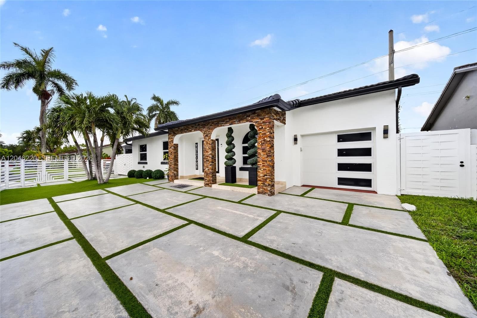 Single Family Residence at 17280 SW 146th Ct, Miami FL 33177