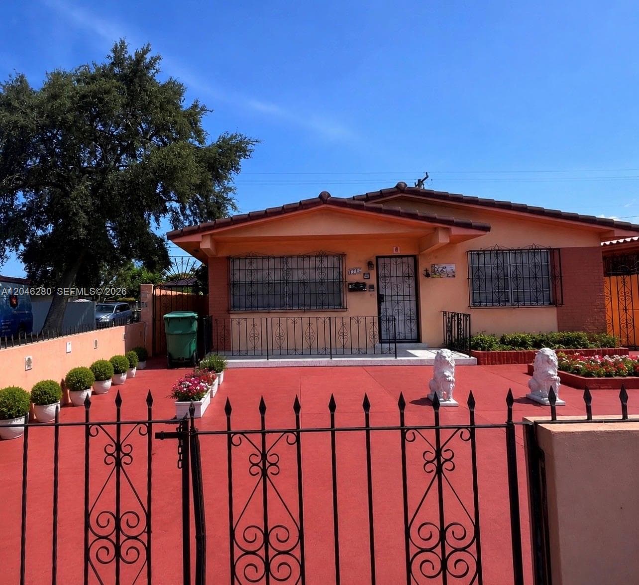 Single Family Residence at 6702 SW 25th Ter, Miami FL 33155