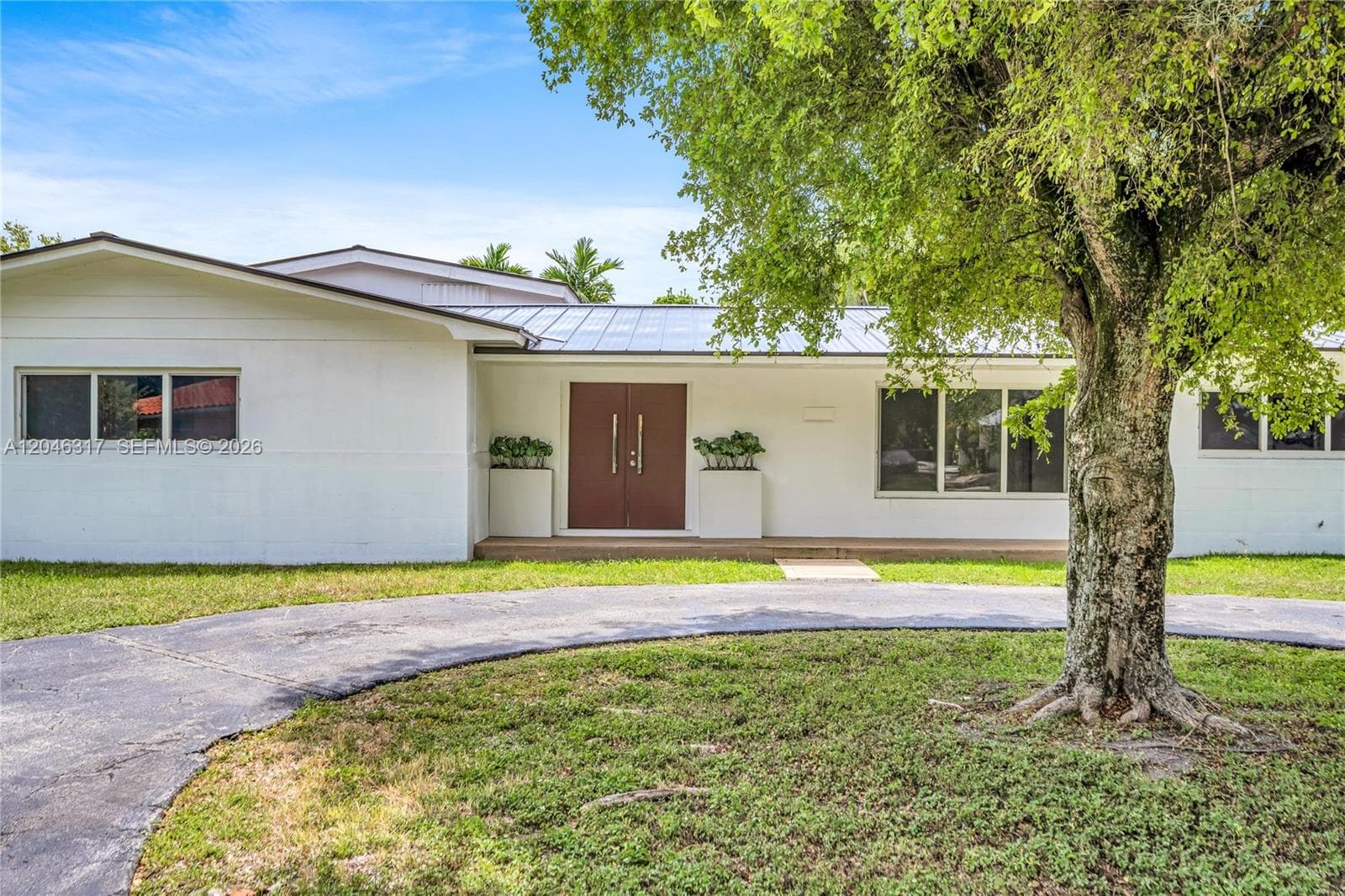 Single Family Residence at 12525 SW 68th Ct, Pinecrest FL 33156