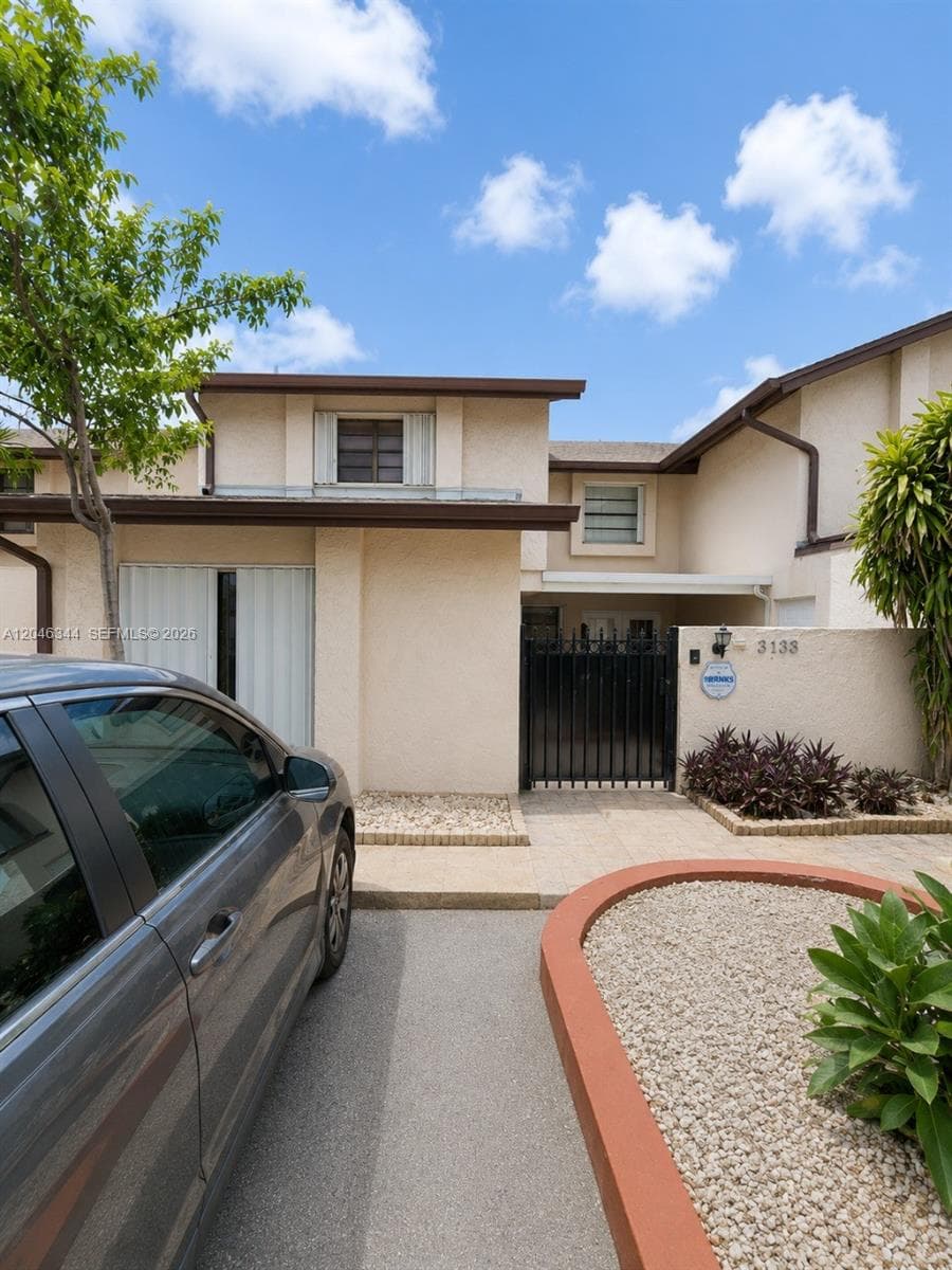 Townhouse at 8188 NW 98th Lane # 122, Hialeah Gardens FL 33016