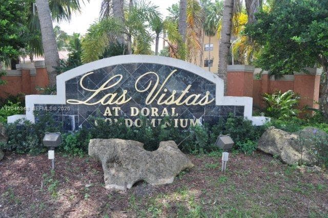 Condominium at 8290 Lake Dr # 422, Doral FL 33166