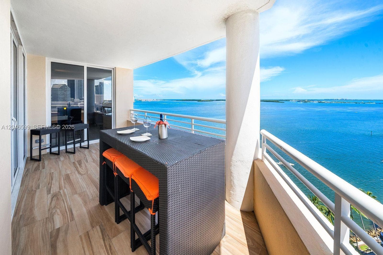 Condominium at 808 Brickell Key Dr # 1808, Miami FL 33131