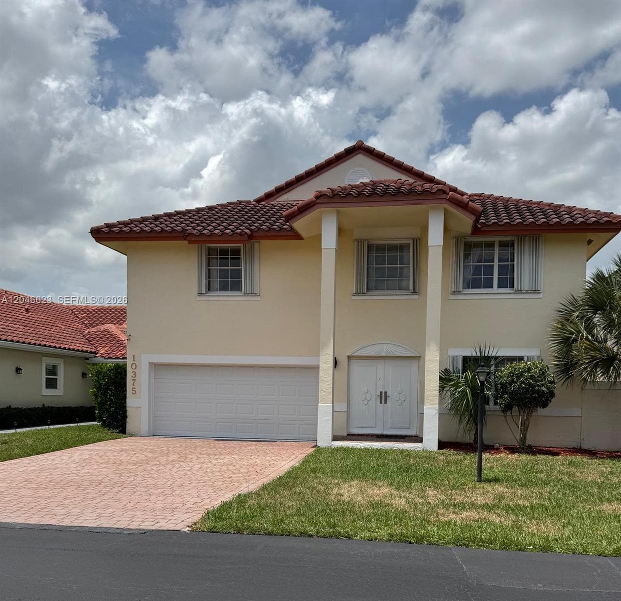 Single Family Residence at 10375 NW 48th St, Doral FL 33178