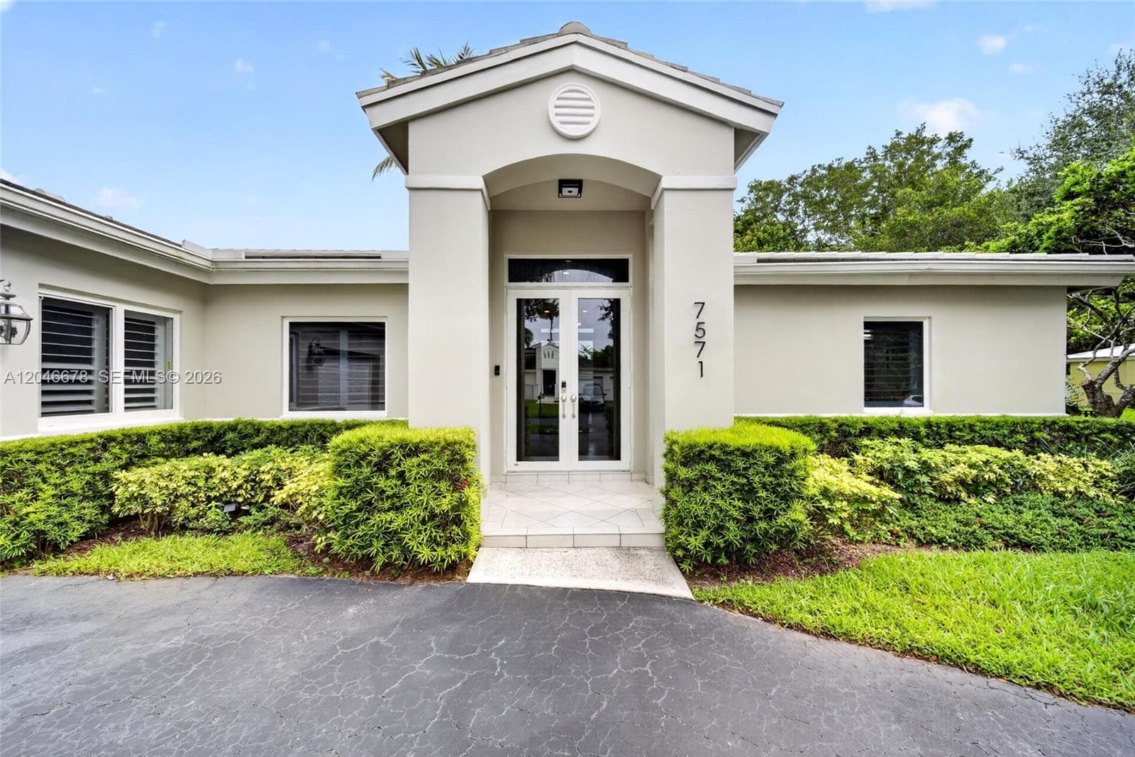 Single Family Residence at 7571 SW 148th Ter, Palmetto Bay FL 33158