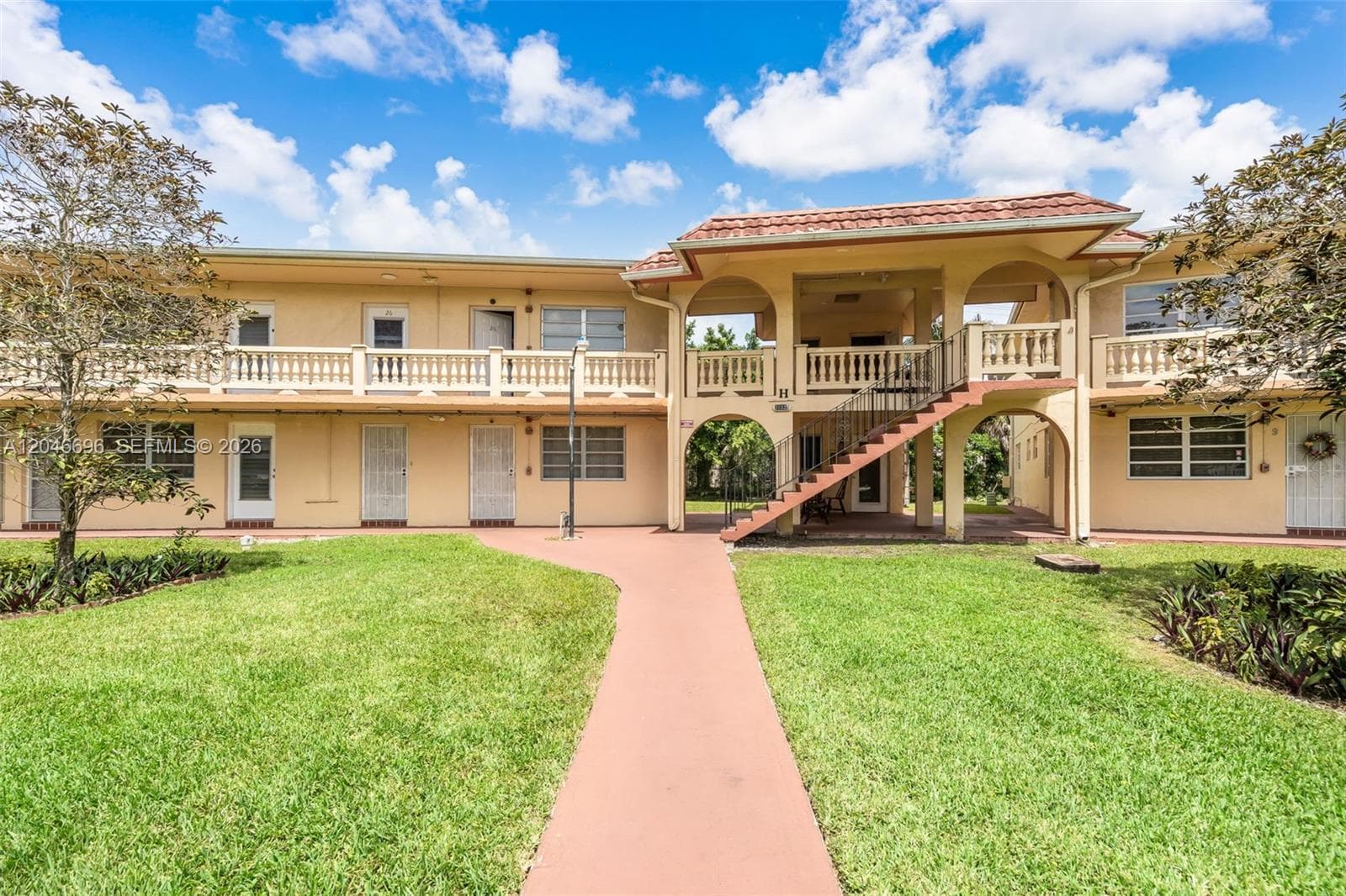 Condominium at 20327 NE 2nd Ave # 26, Miami FL 33179