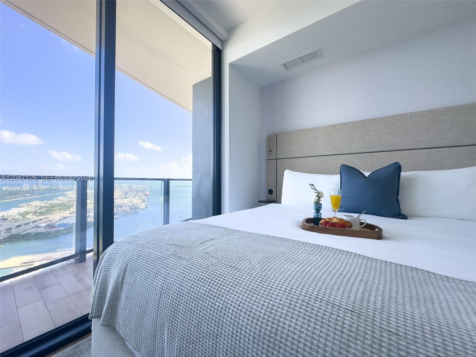 Apartment at 398 NE 5th St # 4210, Miami FL 33132