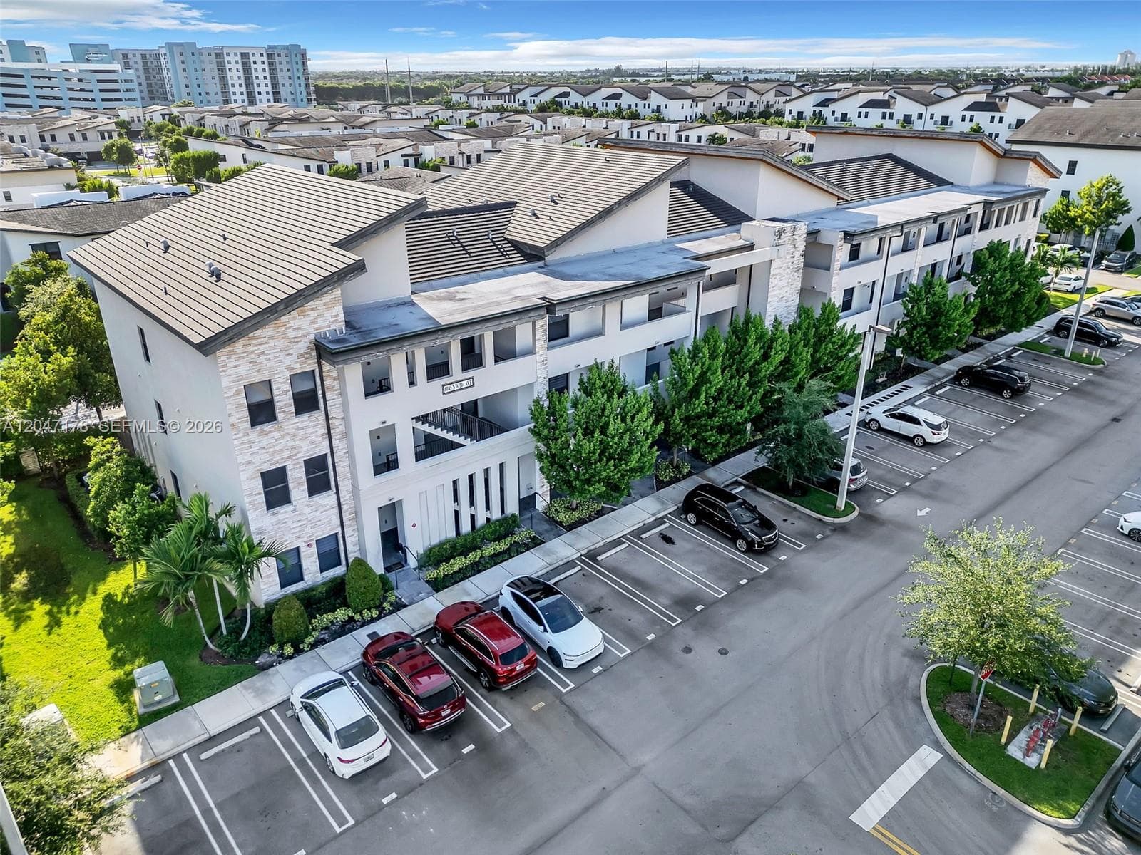 Condominium at 8045 NW 104th Ave # 32, Doral FL 33178