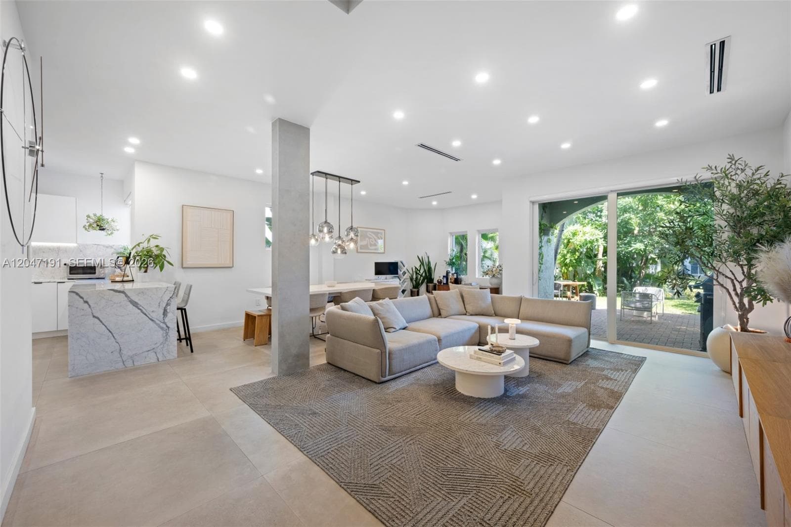 Single Family Residence at 3030 NE 208th St, Aventura FL 33180