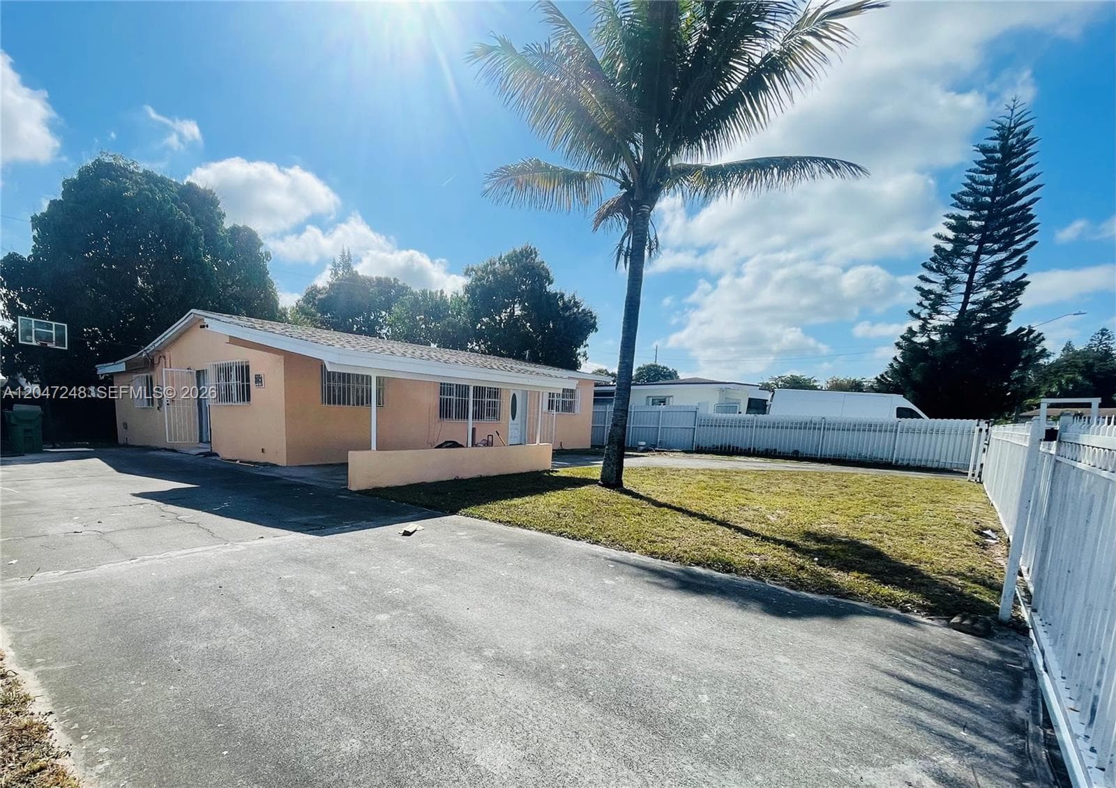 Single Family Residence at 18425 NW 42nd Pl, Miami Gardens FL 33055