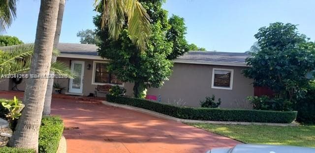 Single Family Residence at 1065 NW 15th St, Homestead FL 33030