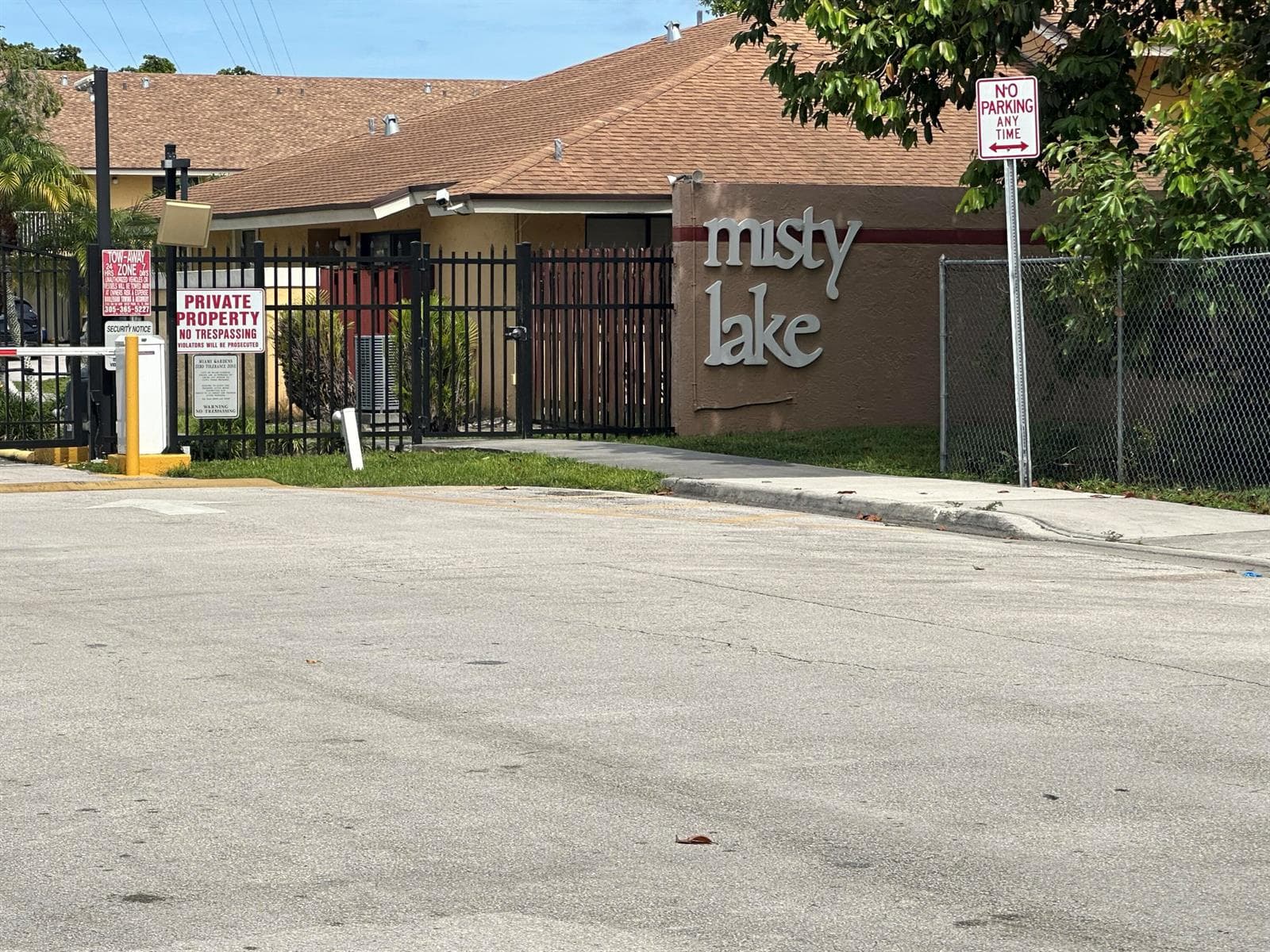 Condominium at 410 NW 214th Street # 105, Miami Gardens FL 33169