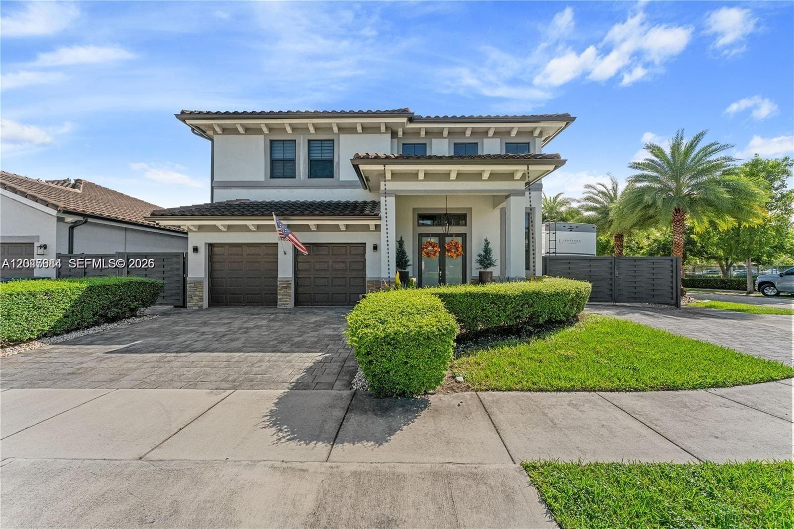 Single Family Residence at 14856 SW 27th Ter, Miami FL 33185