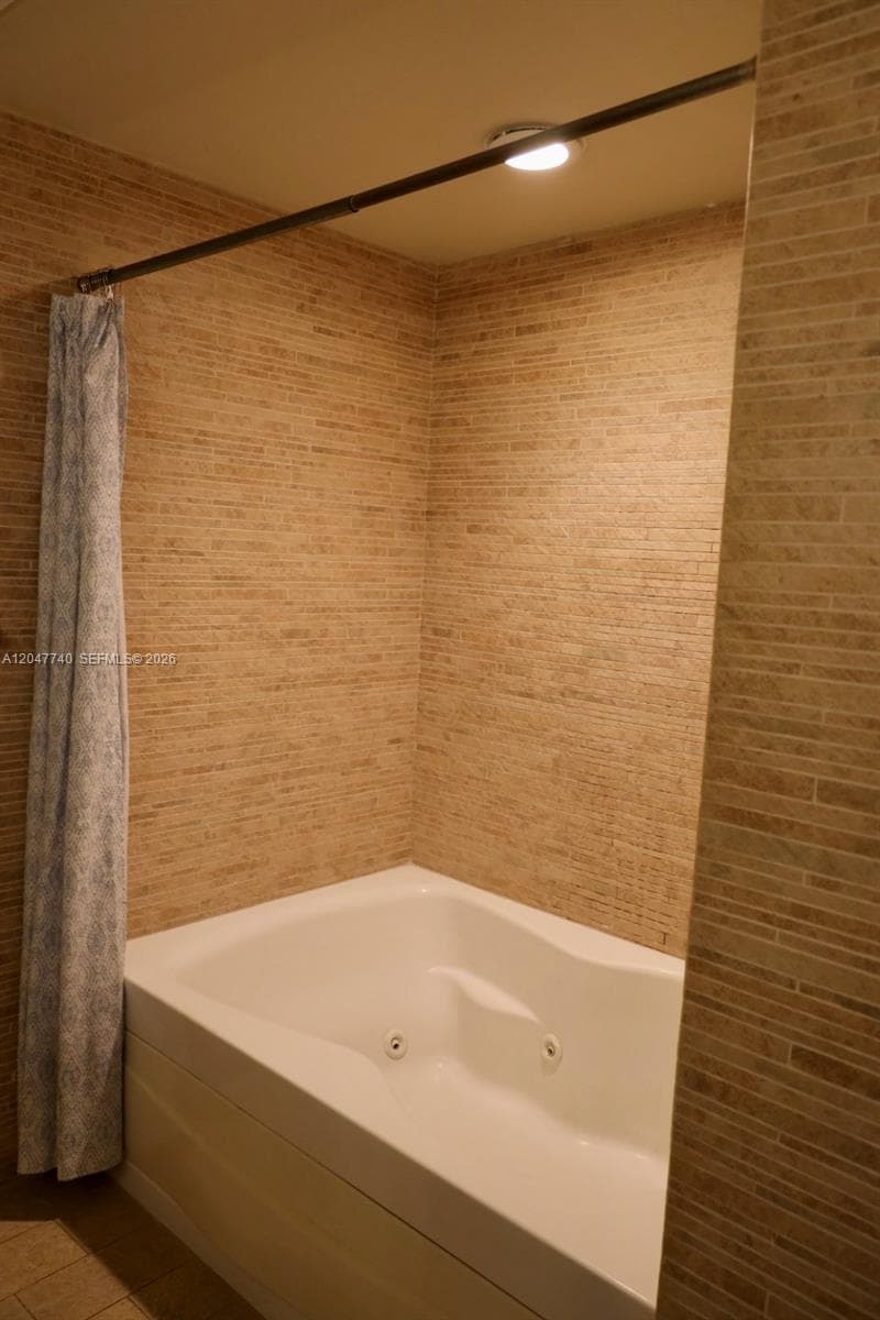 Condominium at 50 Biscayne Blvd # 606, Miami FL 33132