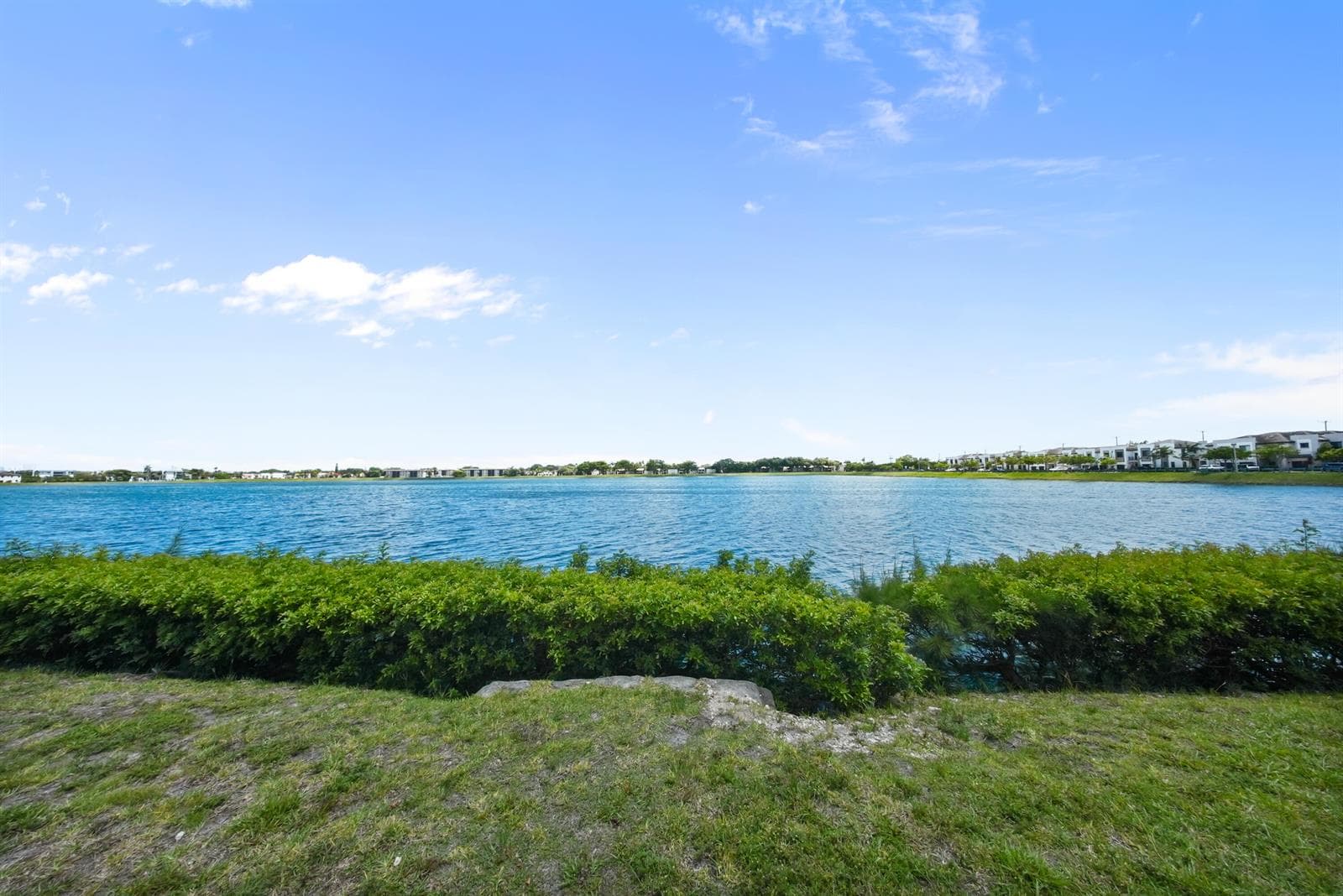 Condominium at 20860 San Simeon Way # 6, Miami FL 33179