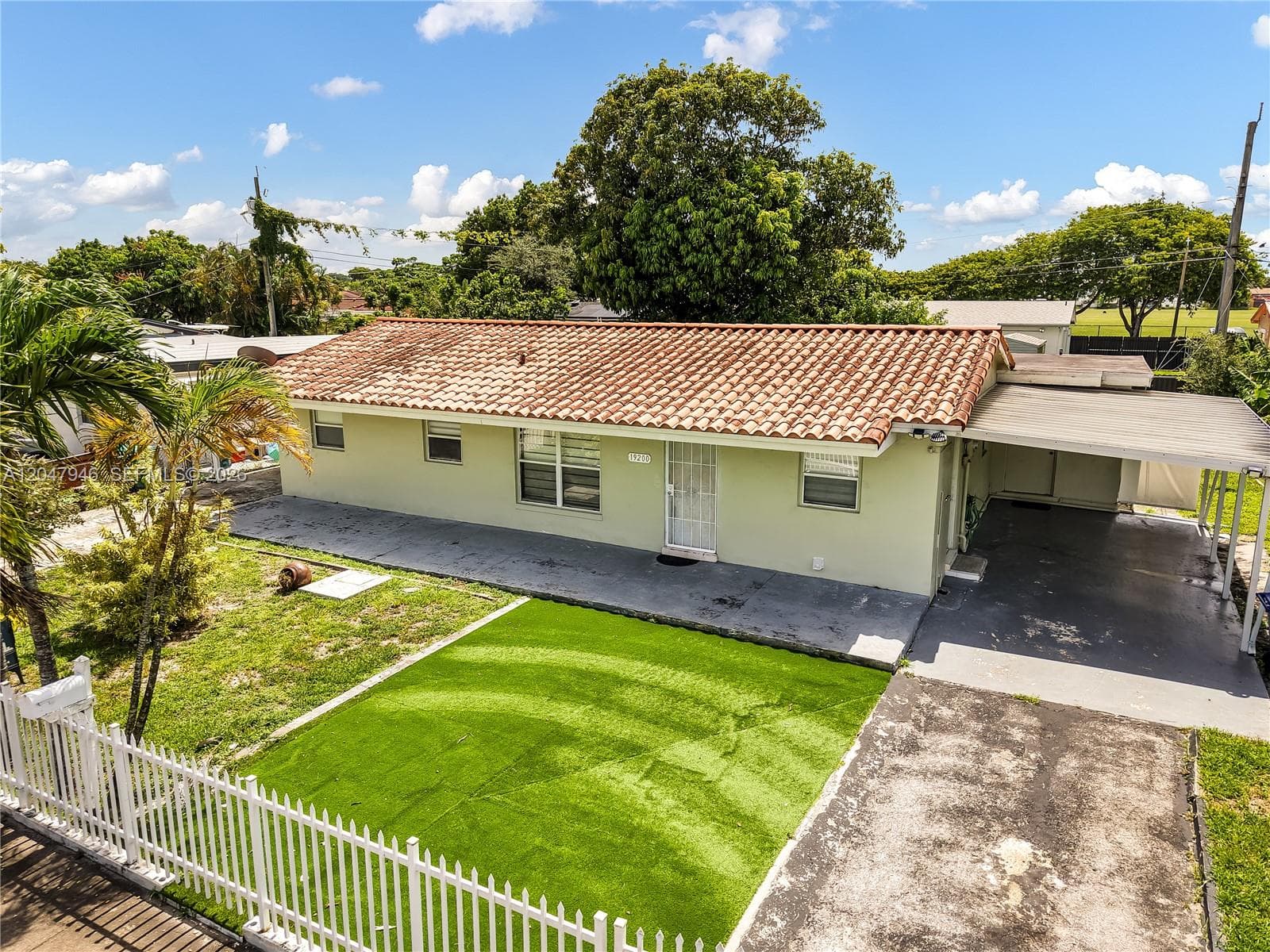 Single Family Residence at 19200 NW 44th Ave, Miami Gardens FL 33055