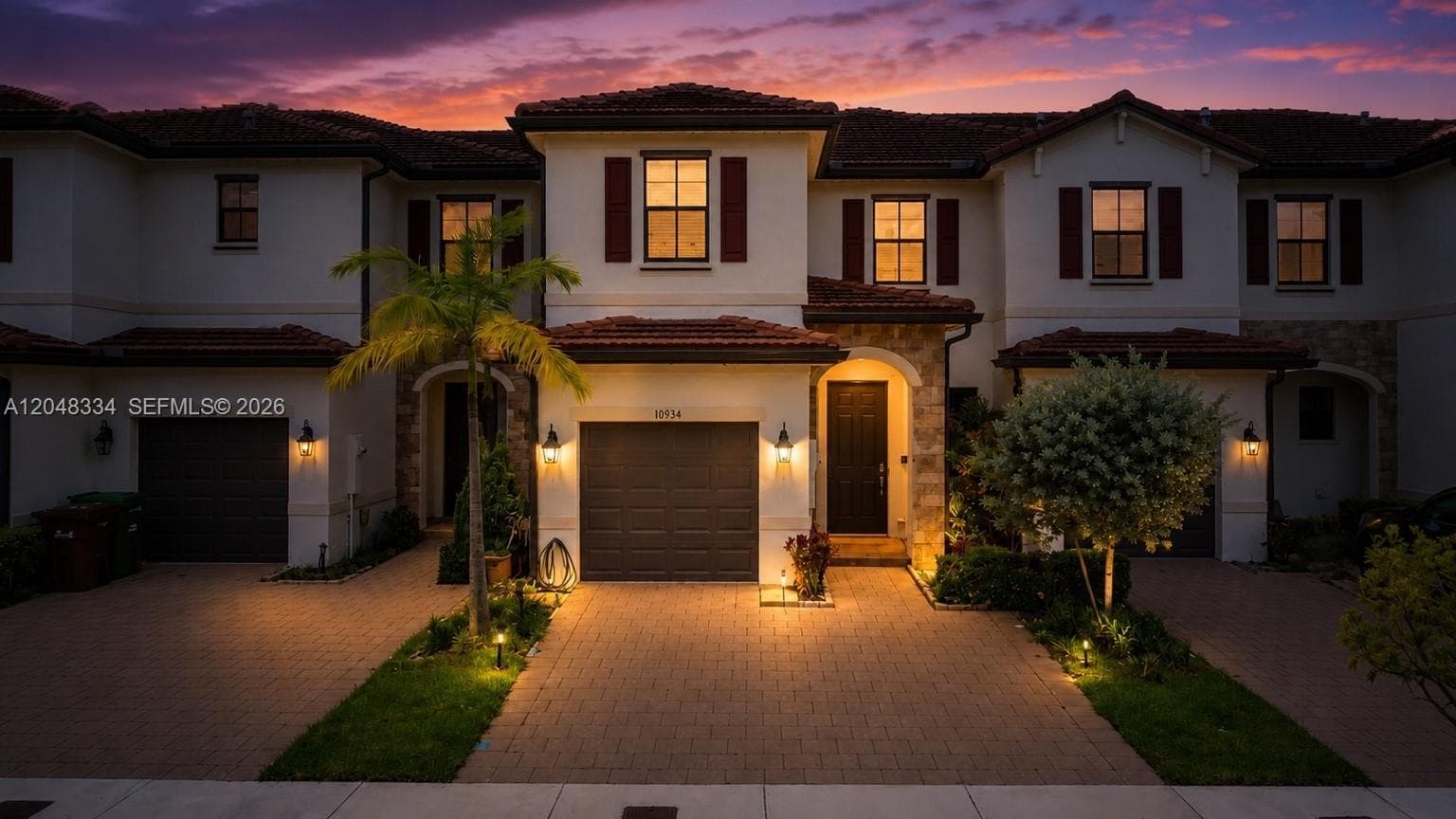 Townhouse at 10934 W 33rd Way, Hialeah FL 33018