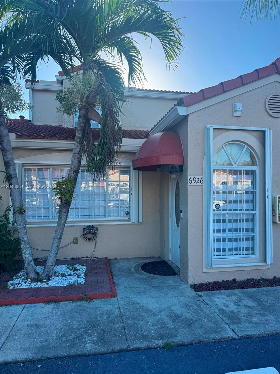 Condominium at 6926 NW 166th Ter # 1302, Miami Lakes FL 33014