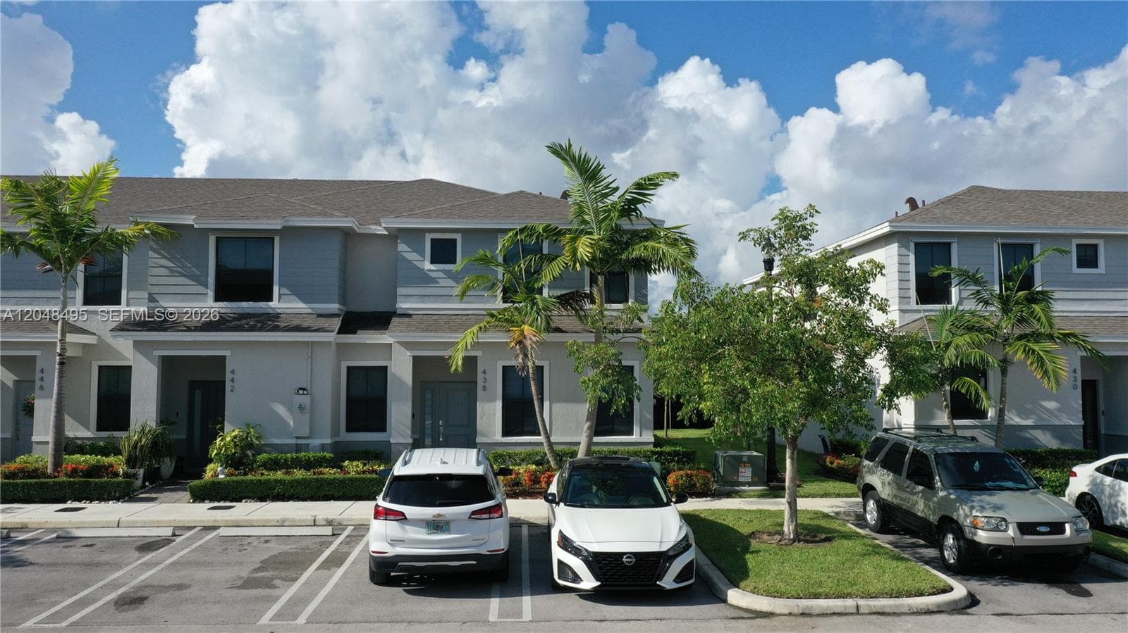 Townhouse at 438 NE 12th St, Florida City FL 33034