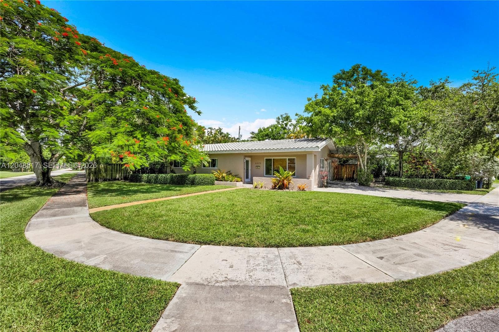 Single Family Residence at 6325 SW 84th St, Miami FL 33143