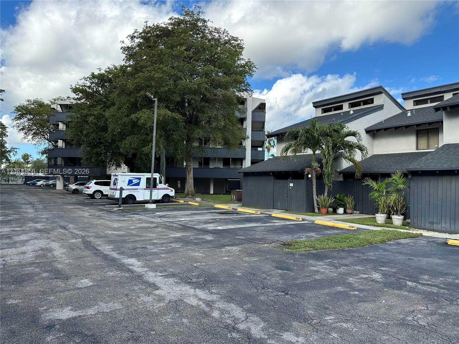 Apartment at 16220 NW 2nd Ave # 412, Miami FL 33169