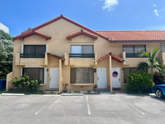 Townhouse at 10211 SW 77th Ct, Miami FL 33156