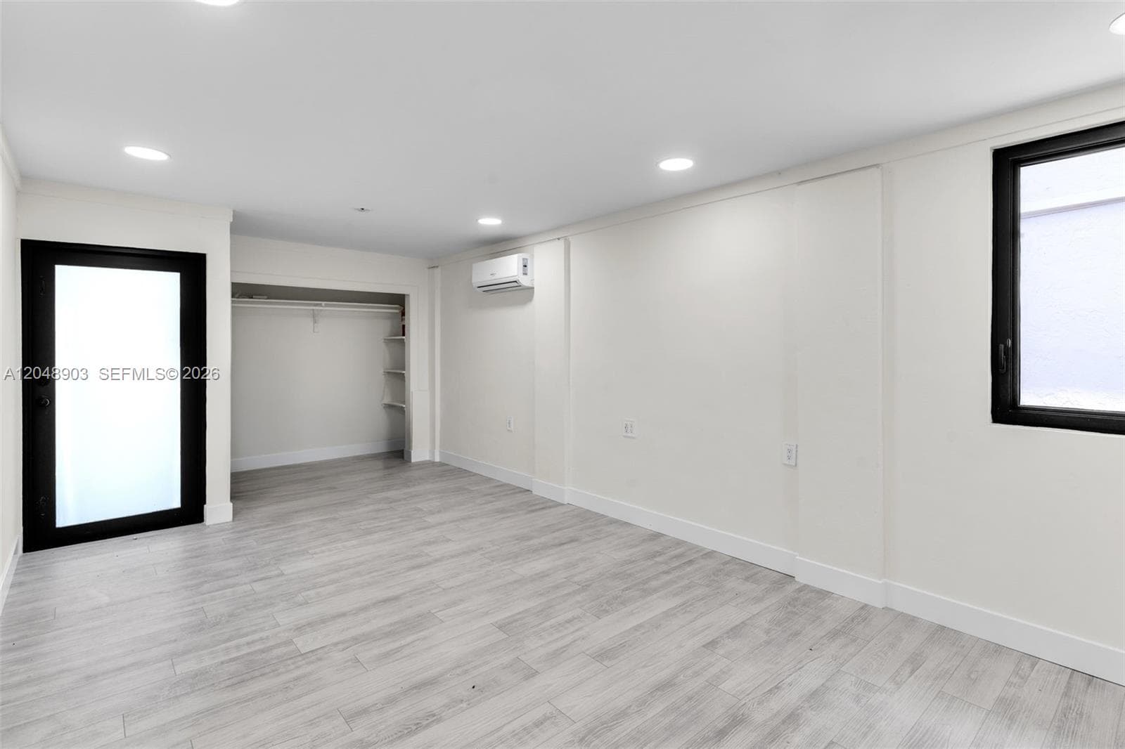 Multi Family at 725 SW 1st Ave # 1, Homestead FL 33030
