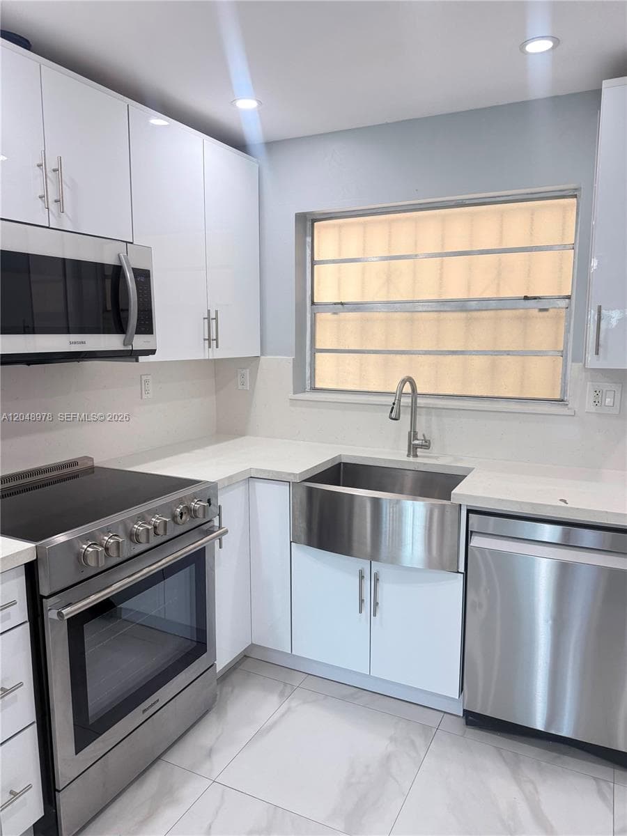 Condominium at 453 SW 2nd St # 306C, Miami FL 33130