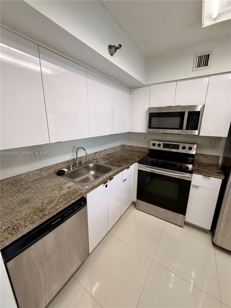 Condominium at 3300 NE 191st St # 404, Aventura FL 33180