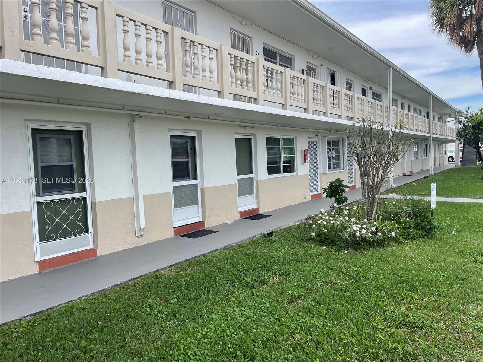 Condominium at 20120 NE 2nd Ave # W28, Miami Gardens FL 33179