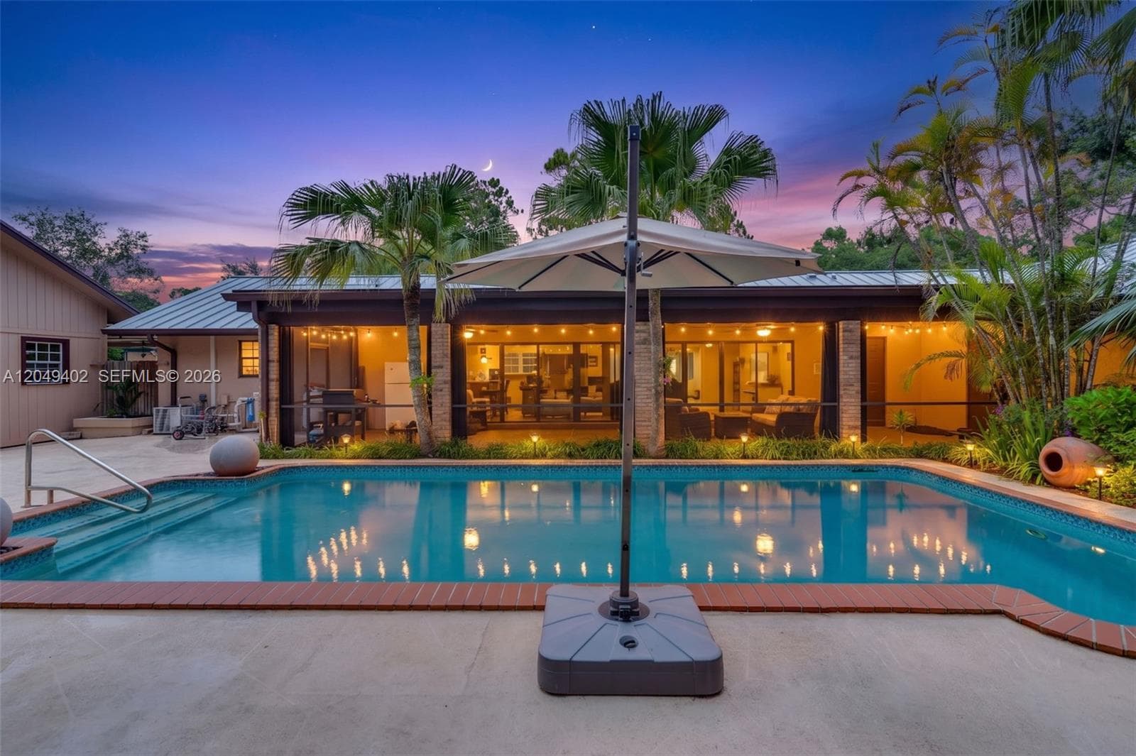 Single Family Residence at 19120 SW 270th St, Homestead FL 33031