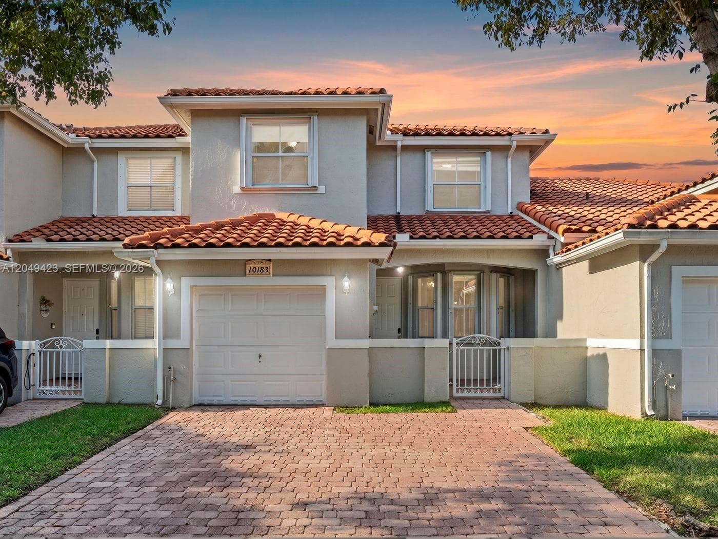Townhouse at 10183 NW 43rd Ter, Doral FL 33178