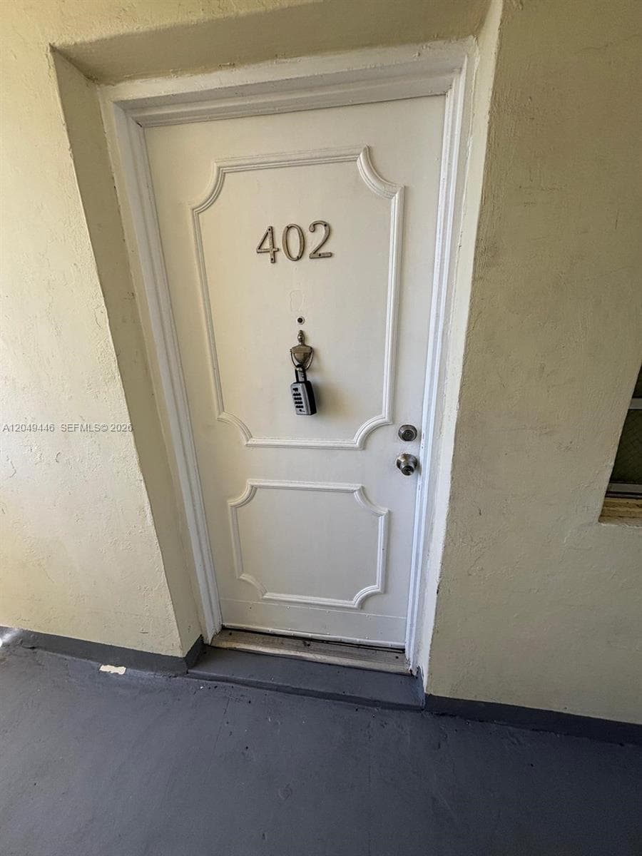 Apartment at 3050 S Dixie Hwy # 402, Miami FL 33133