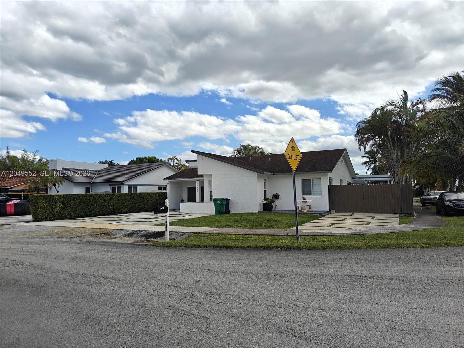 Single Family Residence at 14444 SW 107th Ter, Miami FL 33186