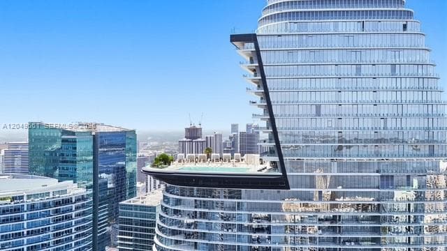 Condominium at 300 Biscayne Boulevard Way # 4808W, Miami FL 33131