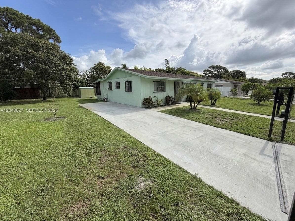 Single Family Residence at 3851 NW 210th Ter, Miami Gardens FL 33055