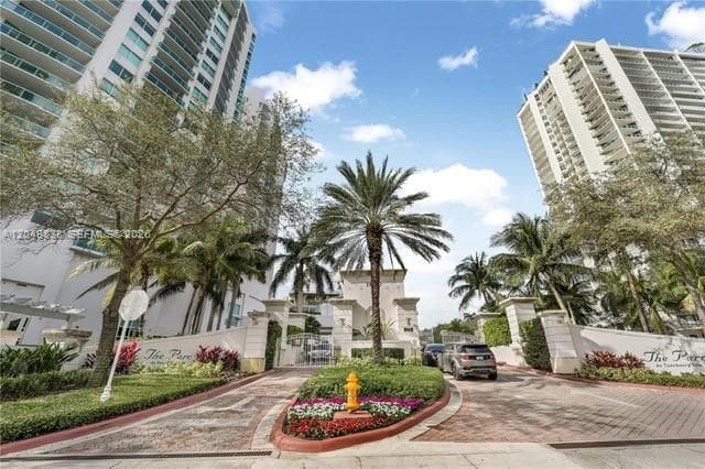 Condominium at 19400 Turnberry Way # 321, Aventura FL 33180