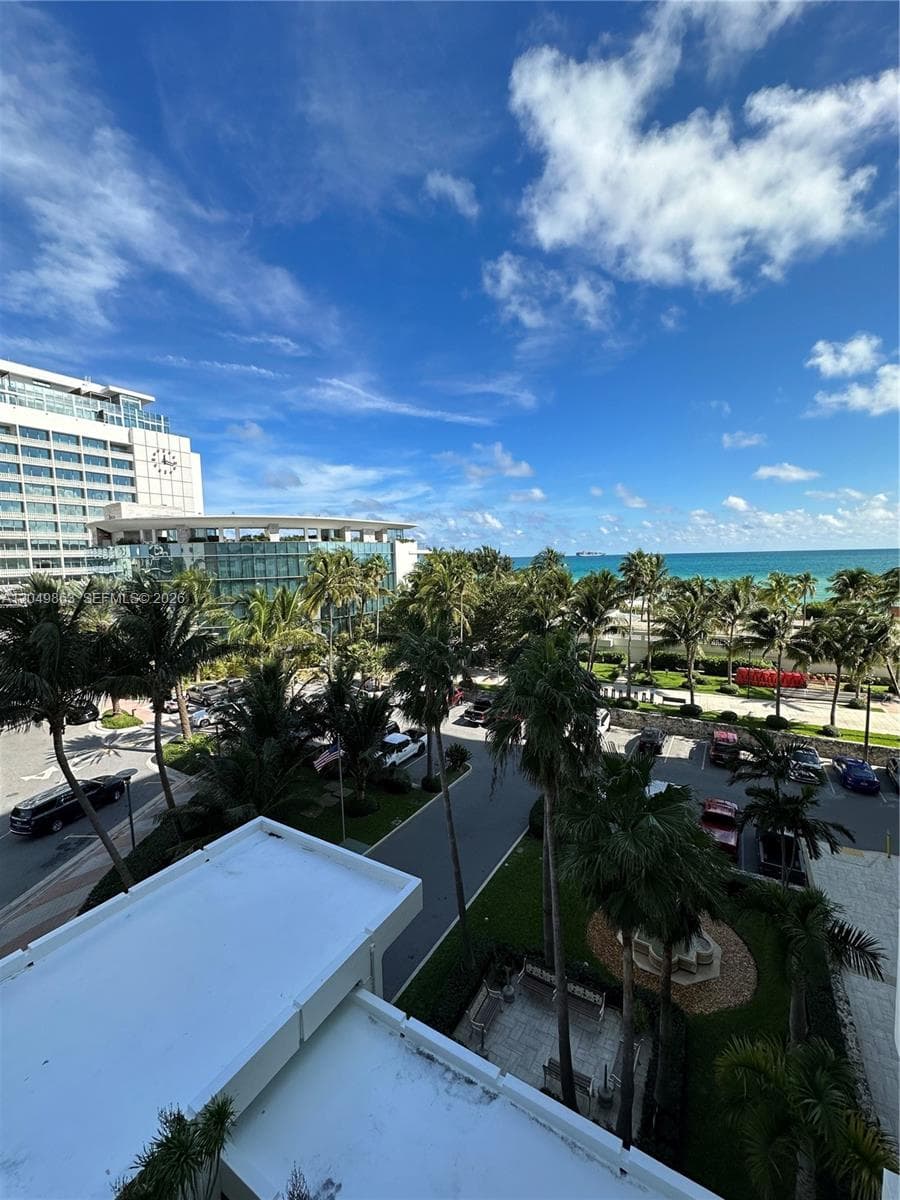 Condominium at 2899 Collins Ave # 617, Miami Beach FL 33140