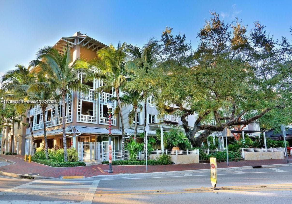 Condominium at 3540 Main Hwy # 204, Miami FL 33133