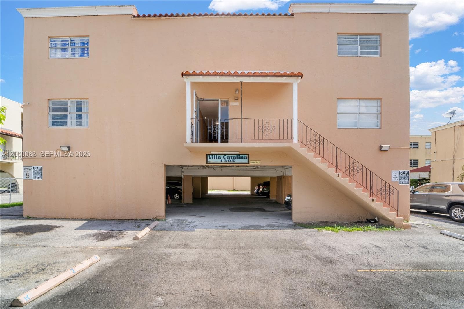 Condominium at 1305 W 53rd St # 420, Hialeah FL 33012