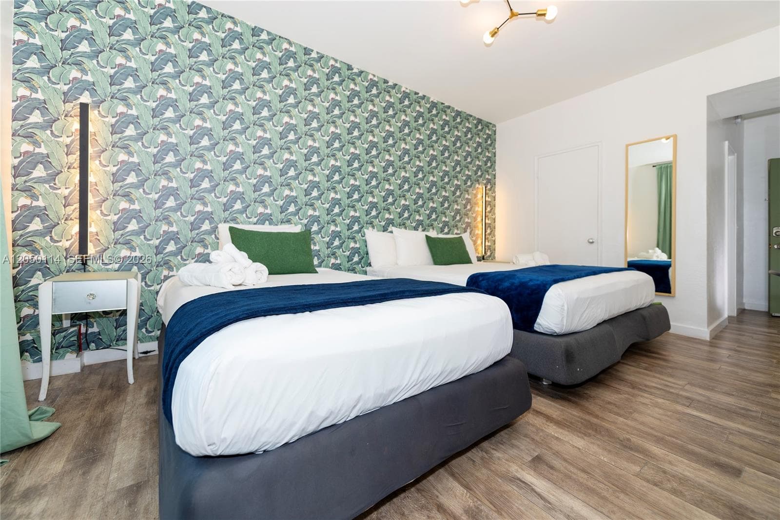 Efficiency at 6760 Collins Ave # 7, Miami Beach FL 33141