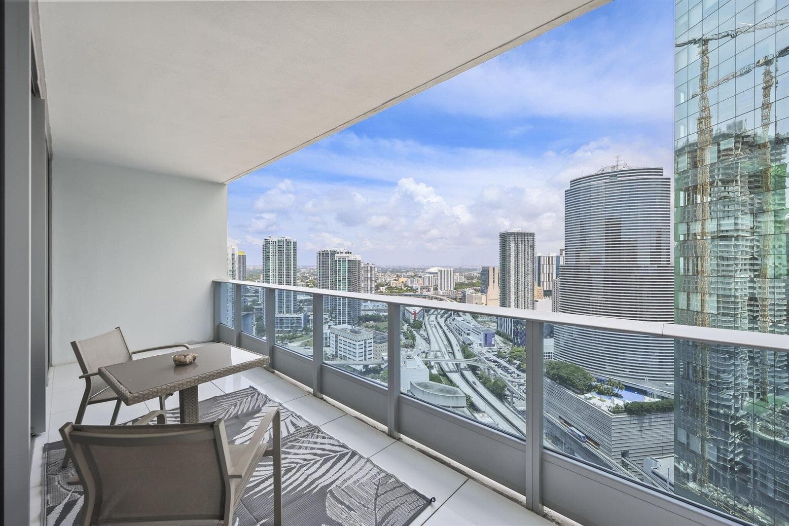 Condominium at 200 Biscayne Blvd Way # 3909, Miami FL 33131