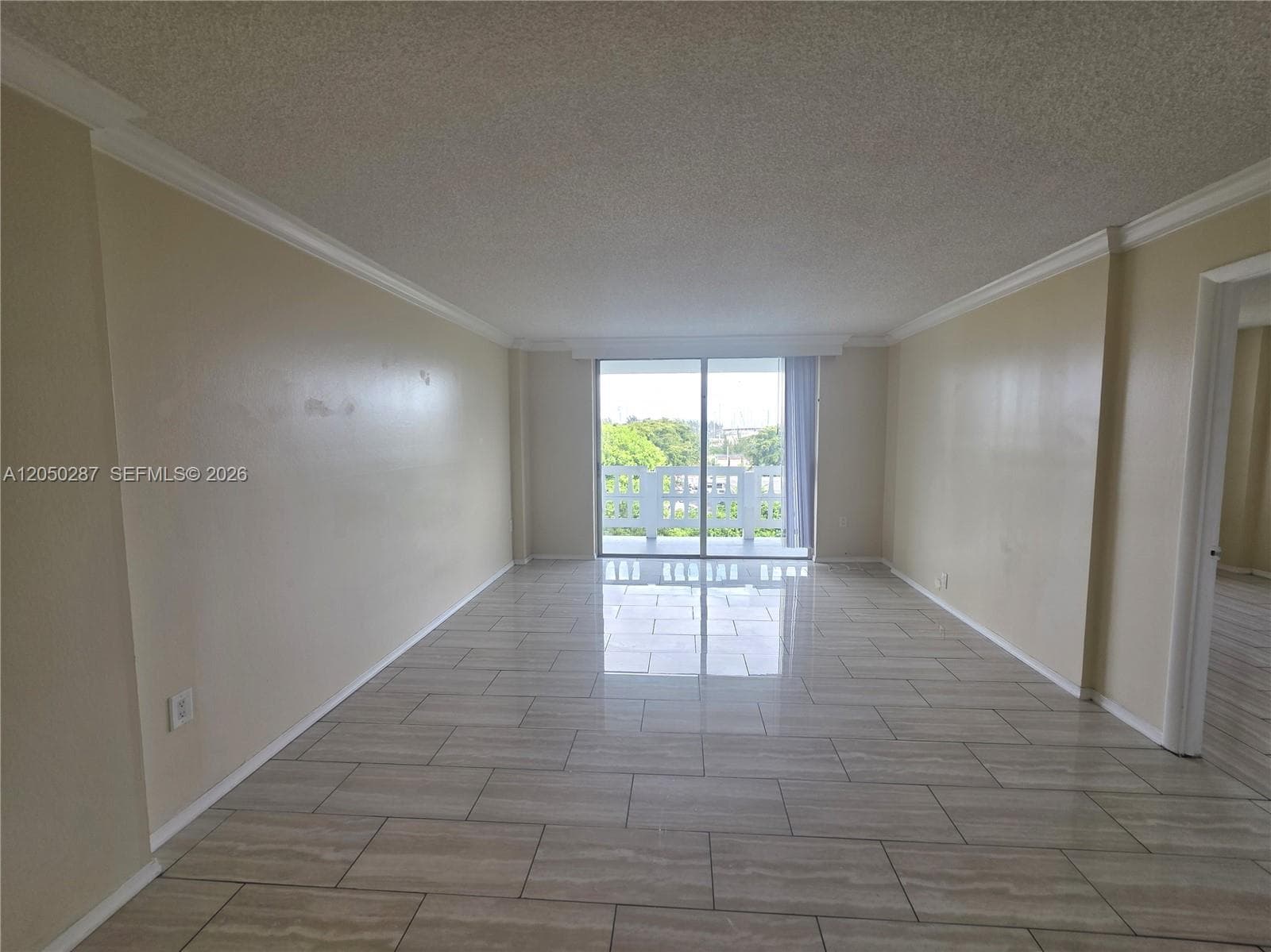 Condominium at 15600 NW 7th Ave # 511, Miami FL 33169