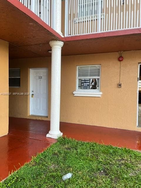 Condominium at 1265 W 24th St # 121, Hialeah FL 33010