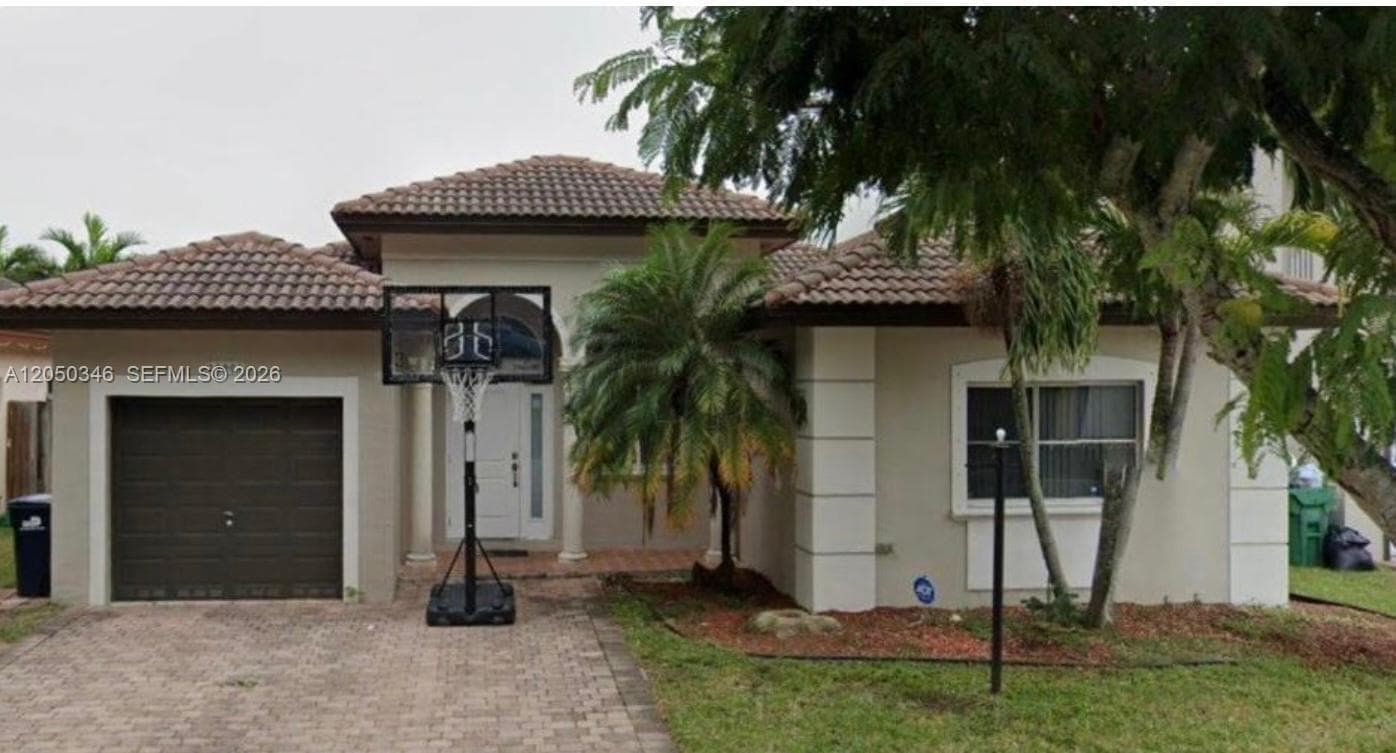 Single Family Residence at 22901 SW 114th Ave, Miami FL 33170