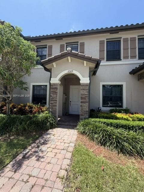 Villa at 11506 SW 248th Ter, Homestead FL 33032