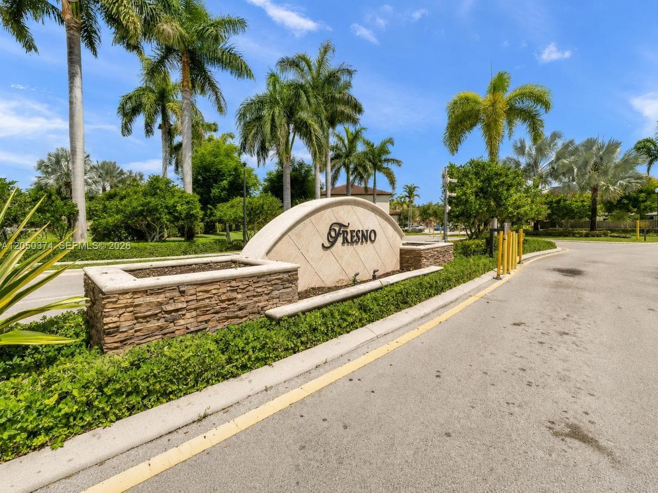Townhouse at 125 SE 34th Ter, Homestead FL 33033