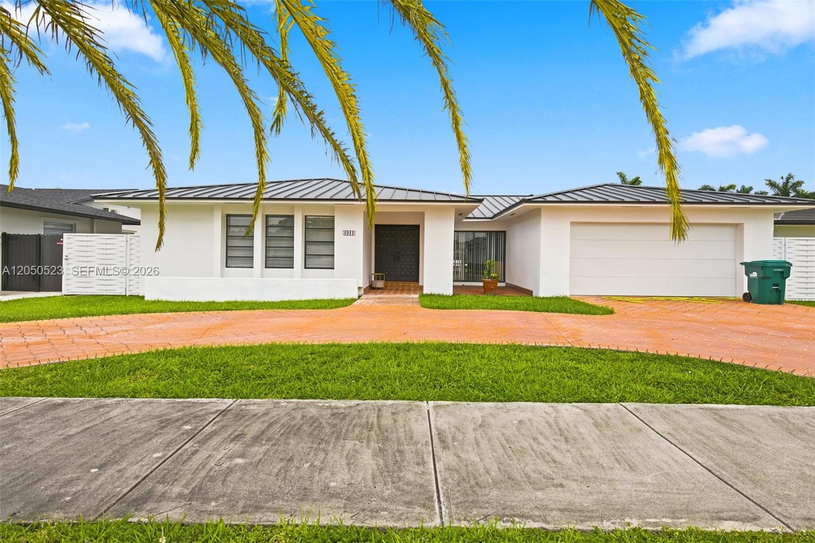 Single Family Residence at 1911 SW 126th Ct, Miami FL 33175