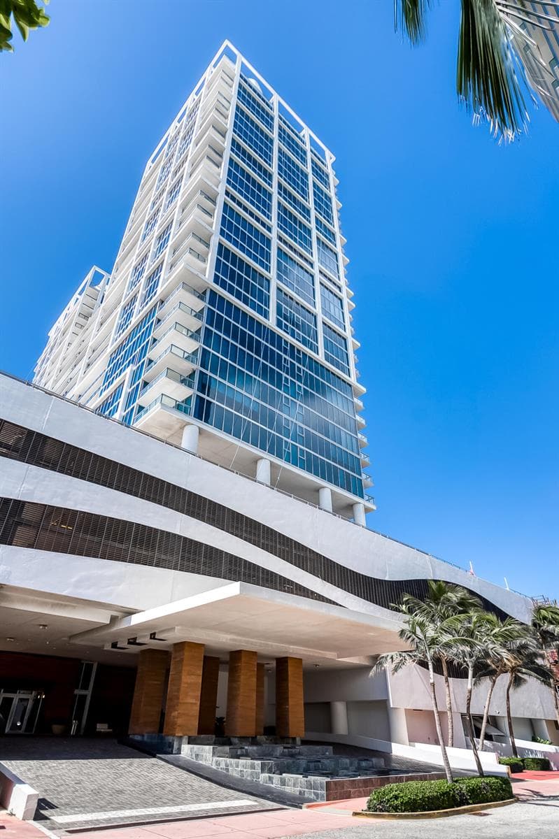 Condominium at 6899 Collins Avenue # 1409, Miami Beach FL 33141