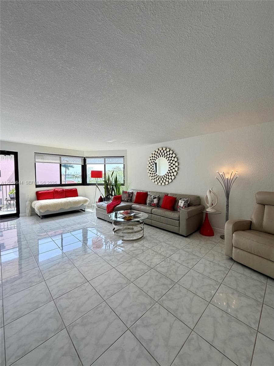 Condominium at 20850 San Simeon Way # 5, Miami FL 33179
