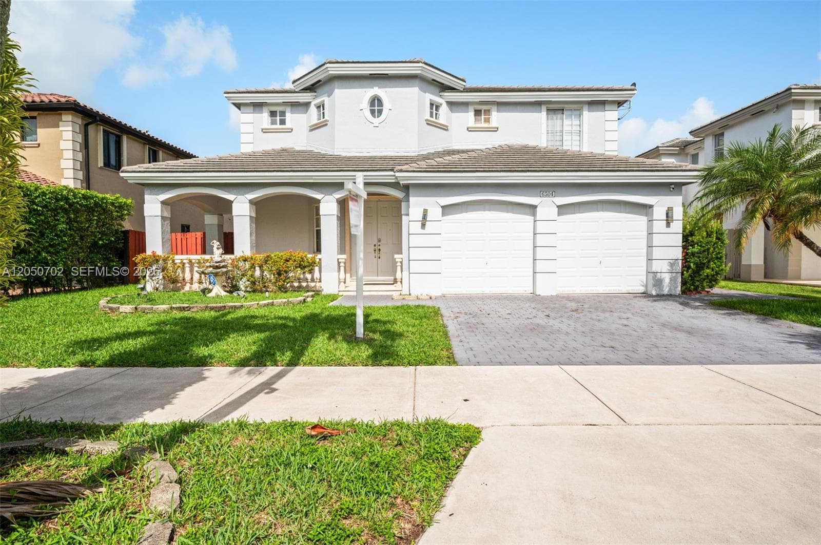 Single Family Residence at 6504 SW 166th Ct, Miami FL 33193